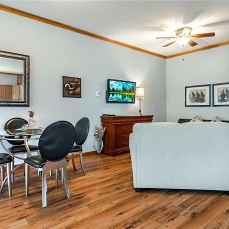 A Okanagan Lakeview Inn Kelowna Bagian luar foto